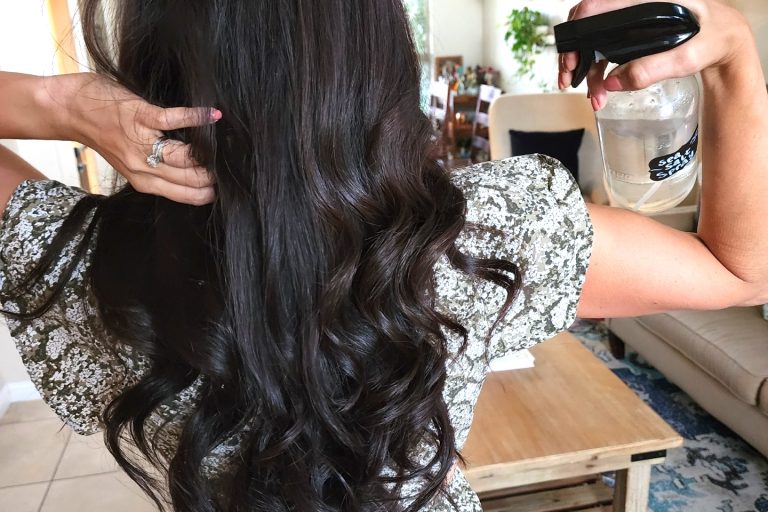 homemade-sea-salt-hair-spray