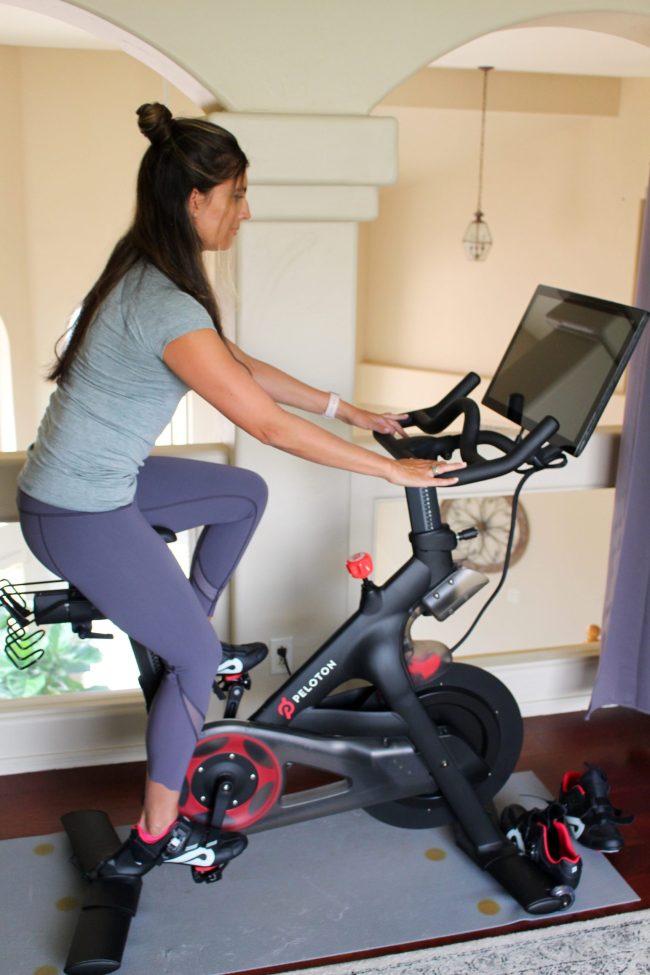 how-to-set-up-your-peloton-bike-(or-any-spin-bike) how-to-set-up-your-peloton-bike-(or-any-spin-bike)